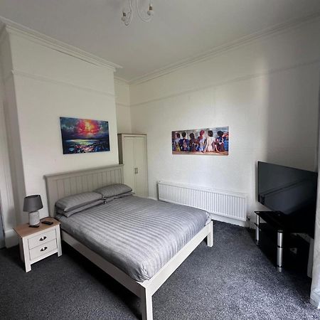@22 Hotel Birkenhead Exterior photo